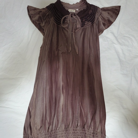 One world - Picture 2 of 3